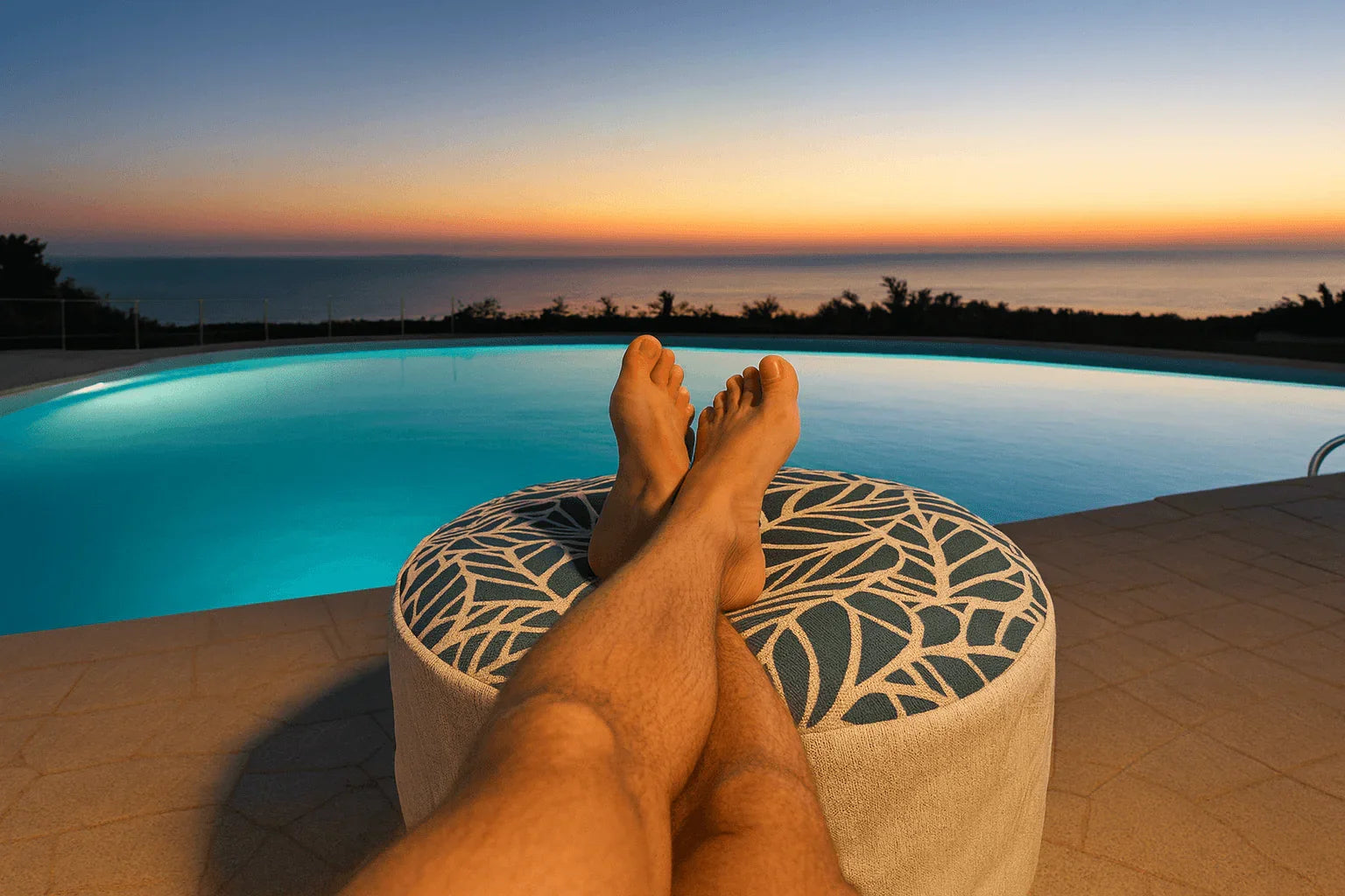 Small Round Outdoor Ottoman - Lazy Beanz